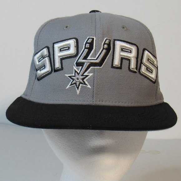 adidas NBA Youth San Antonio Spurs Hat/Cap - Picture 1 of 8